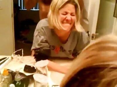 Vídeo Piping Penelope (Penelope quero ver vídeo de pornô mulher transando Piper)
