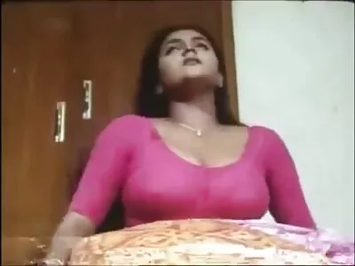 Vídeo de tetas latinas vídeo pornô metendo com cavalo (Sadie Santana)