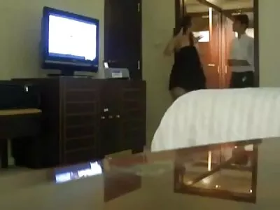 Vídeo do vídeo pornô padrasto transando com enteada The After Party (Tiffany Haze, Lexi Daniels)