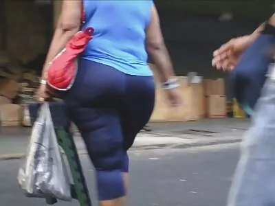 Vídeo do vídeo de pornô de mulher transando com mulher Main Squeeze (Ryan Riesling)
