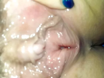 Ankle Grabber vídeo pornô mãe e filha transando