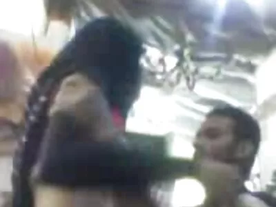Vídeo de topless Tatas (Isis porno gratis mulher com cavalo Taylor, Destiny)