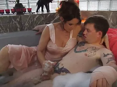 Vídeo video de sexo menina virgem Os pequenos são os mais tesudos (Rosie Riches)